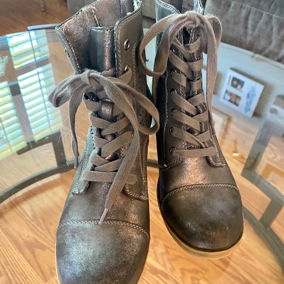 Roxy Grey Ankle fashion boots size 8 - Picture 1 of 4